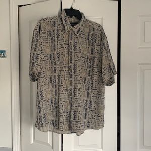 David Taylor casual button down shirt size XL